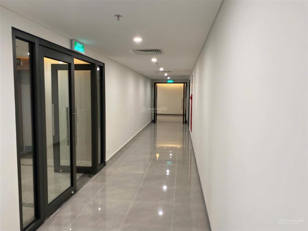 Chính chủ cho thuê căn 3010 tòa văn phòng rox tower goldmark city