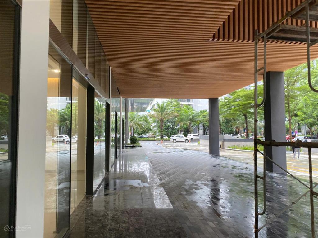 Chính chủ cho thuê căn 3010 tòa văn phòng rox tower goldmark city