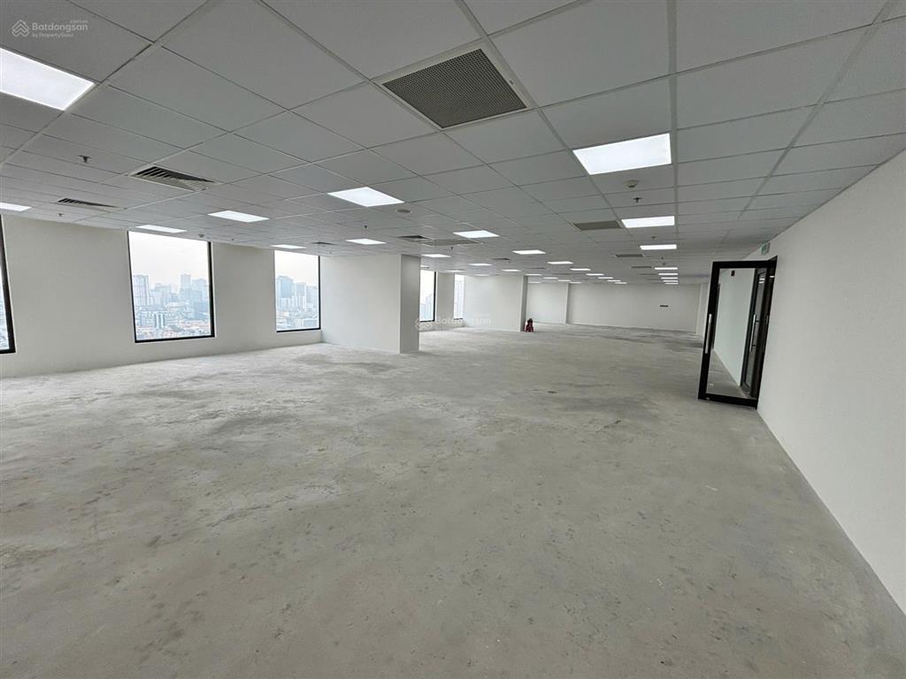 Chính chủ cho thuê căn 3010 tòa văn phòng rox tower goldmark city