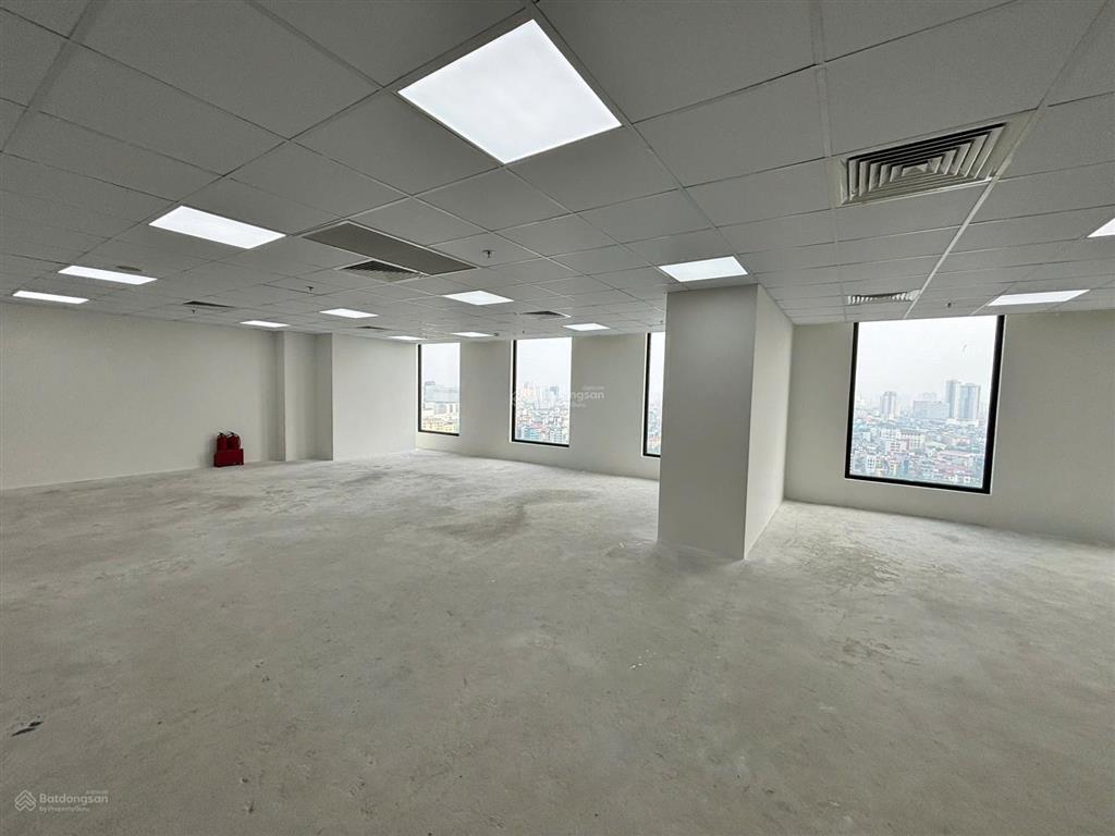 Chính chủ cho thuê căn 3010 tòa văn phòng rox tower goldmark city