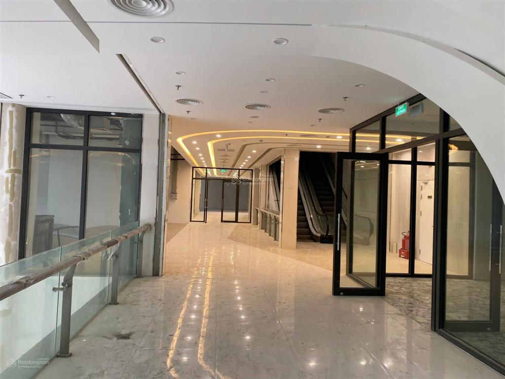 Chính chủ cho thuê căn 3010 tòa văn phòng rox tower goldmark city