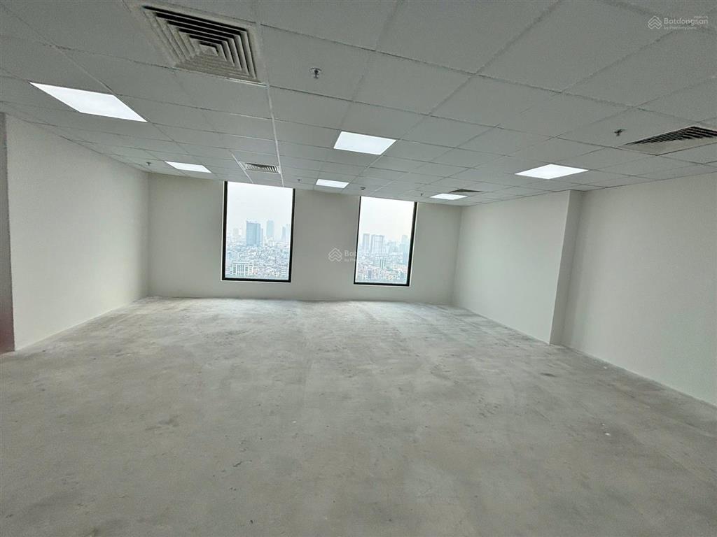 Chính chủ cho thuê căn 3010 tòa văn phòng rox tower goldmark city
