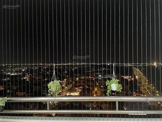 Cần bán căn hộ 1 phòng ngủ seaview 4, có ban công trọn view đẹp tầng cao