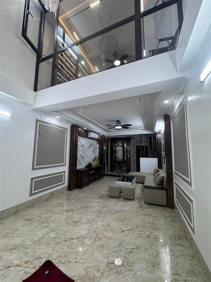Bán mảnh đất phân lô lạc trung  ôtô tránh  sổ vuông  hai bà trưng. dt 136m2 mt 8.7m giá 56.9tỷ