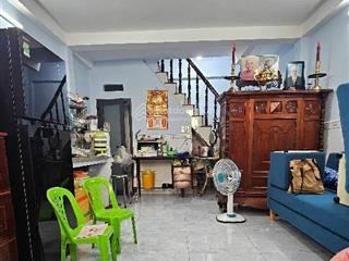 Nhà núi thành 3 tầng sổ vuông hơn 3 tỷ, gần etown