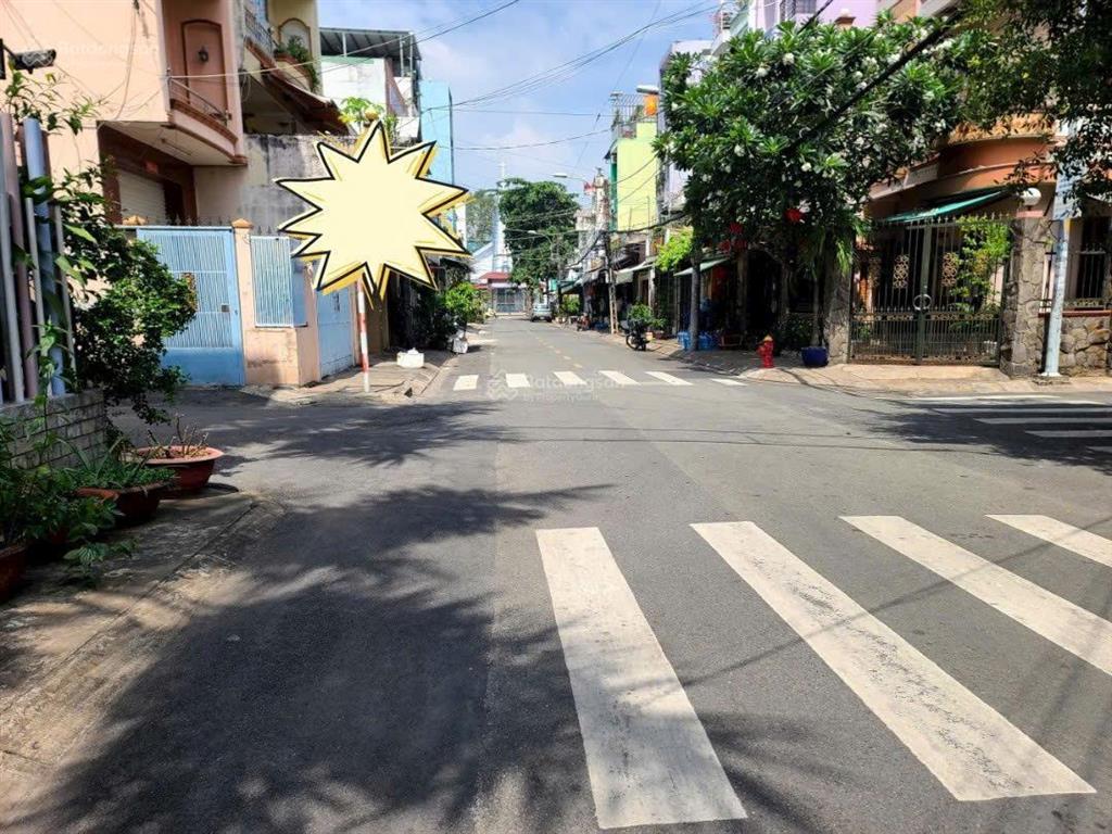 Bán nhà mặt tiền gần lũy bán bích, 12 phòng cho thuê, dòng tiền ổn định 300tr/ năm, 77m2,10. xtỷ tl