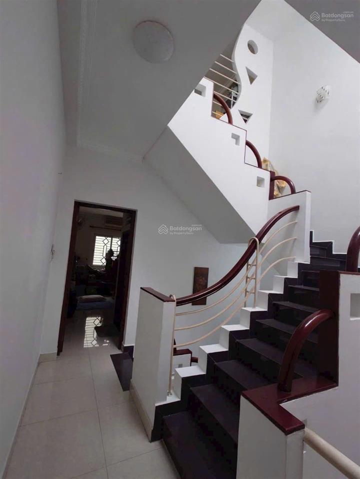 Đường 12m,gần lũy bán bích ,4 tầng ,80m2 vuông đep, chỉ nhỉnh 10 tỷ