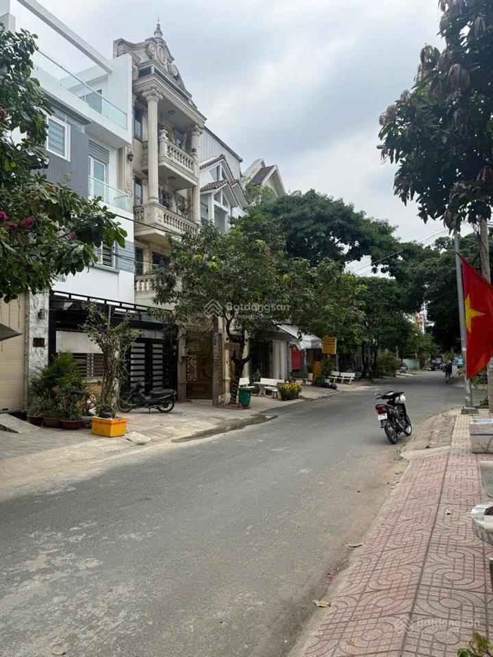 Bán nhà định cư ,đường 12m trịnh đình trọng, kênh tân hóa,tân phú,4 tầng,80m2. 10.x tỷ tl