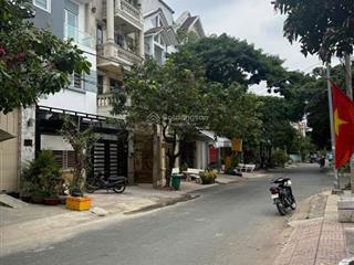 Bán nhà định cư ,đường 12m trịnh đình trọng, kênh tân hóa,tân phú,4 tầng,80m2. 10.x tỷ tl