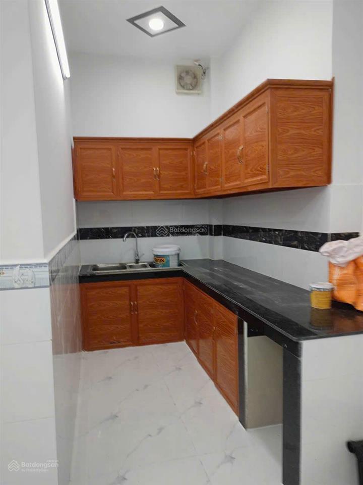 Bán nhà 2 tầng 56m2 ngay cao văn ngọc phú trung  tân phú  5.x tỷ tl