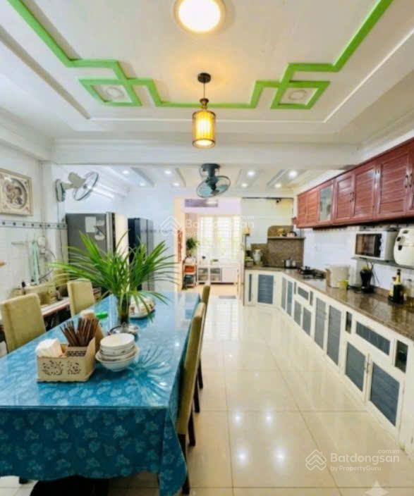 Bán nhà đẹp 6 tầng 6 phòng ngủ lạc long quân quận 11 đường 8m thông chỉ nhỉnh 9 tỷ xíu