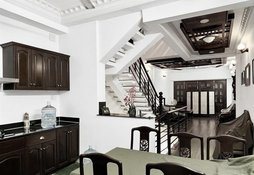 Giảm 1.2 tỷ! nhà hxh lê thận 72m² khu bàn cờ, chỉ 8.6 tỷ, 1 trệt 2 lầu 1 thượng. nhà mới vào ở ngay