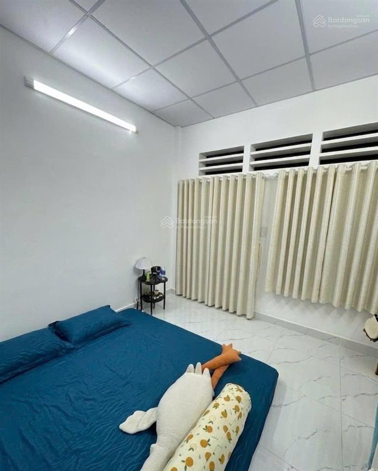 Chủ kẹt tiền bán 1 trệt 1 lầu nhỉnh 3 tỷ ngay nguyễn sơn, khu họ lê. hxt cách 20m, 8tr/tháng