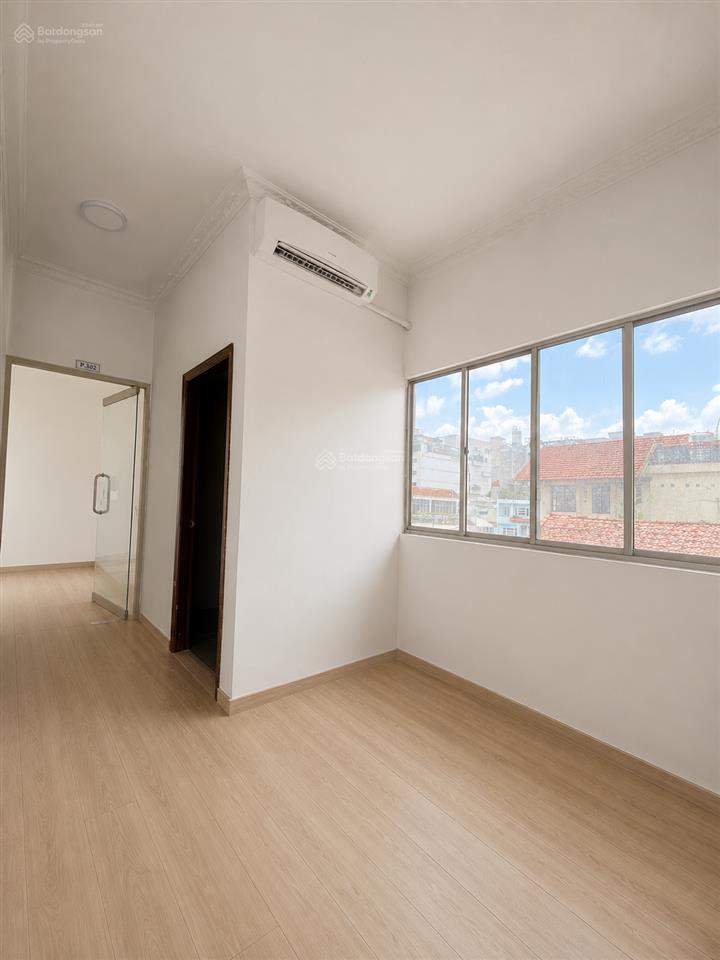 Văn phòng 30m2 nguyễn thị minh khai, q1, 1 phòng làm việc. 1 máy lạnh. đối diện vtv 9tr/ tháng