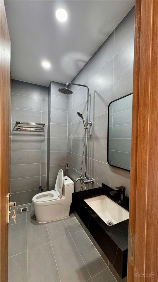 Bán nhà mới xây 3 tầng dt 51m, đường số 8, phường long phước, hcm