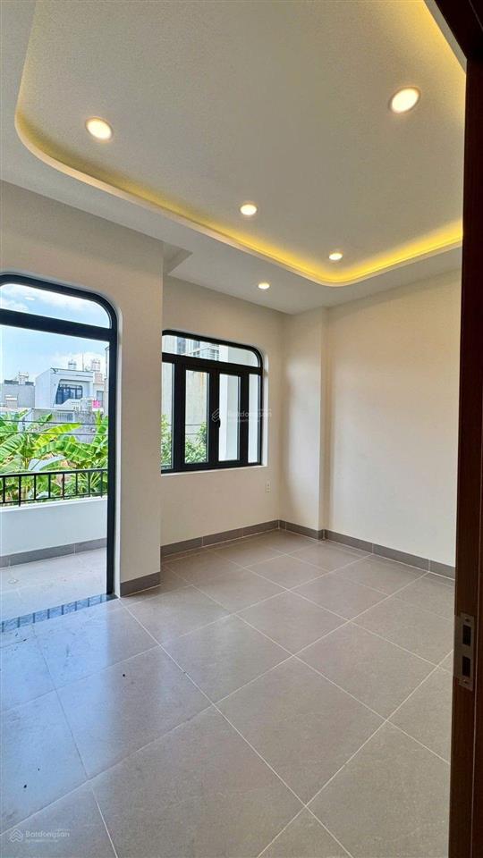 Bán nhà mới xây 3 tầng dt 51m, đường số 8, phường long phước, hcm