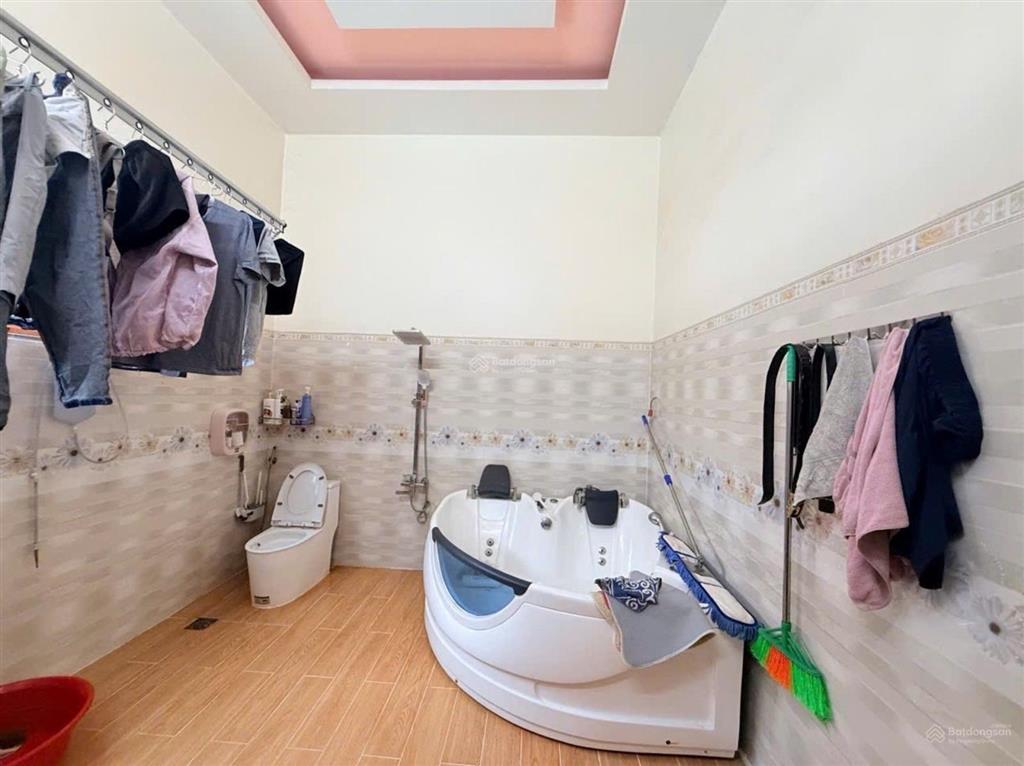 Siêu phẩm 2 mặt tiền, nguyễn tri phương  dĩ an, vị trí vip, kinh doanh đỉnh cao