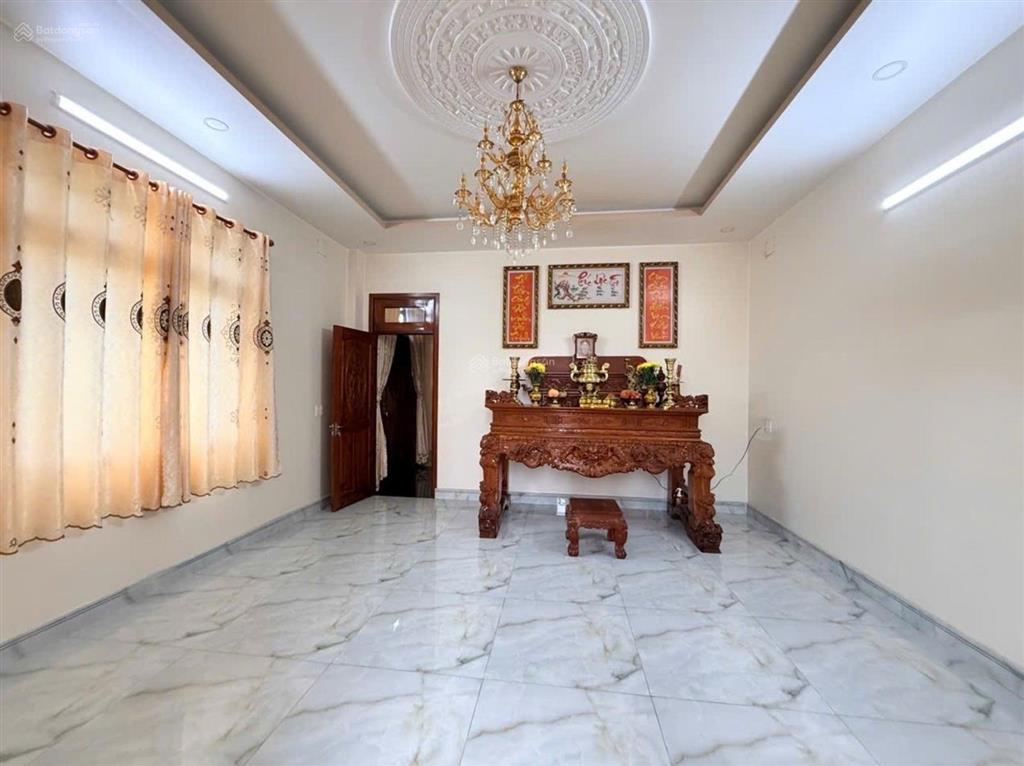Siêu phẩm 2 mặt tiền, nguyễn tri phương  dĩ an, vị trí vip, kinh doanh đỉnh cao