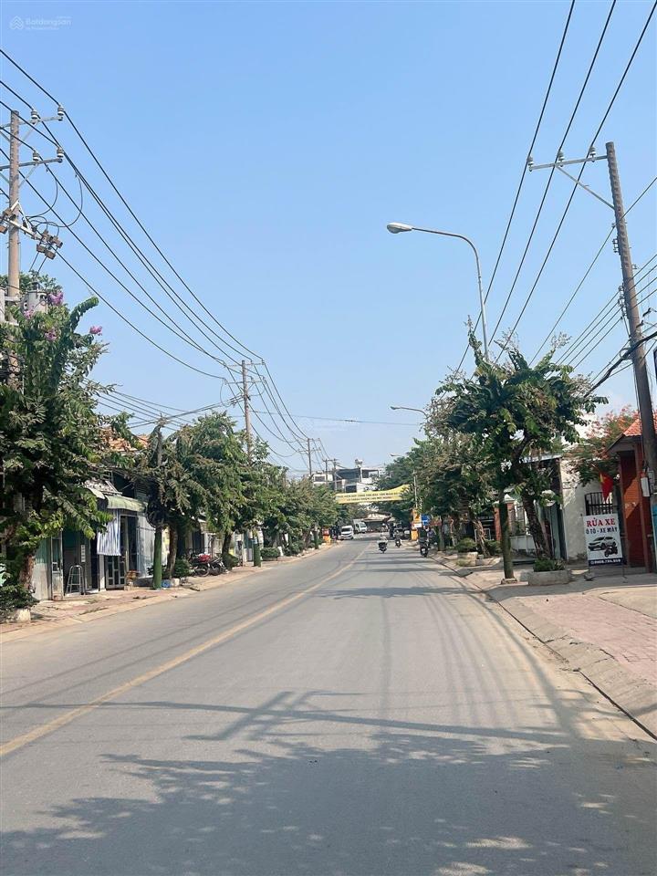 Nhà cấp 4 hẻm xe hơi gần chợ bình an, vị trí thuận tiện, giá tốt