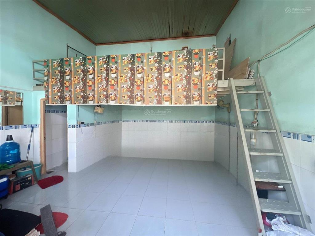 Nhà cấp 4 hẻm xe hơi gần chợ bình an, vị trí thuận tiện, giá tốt