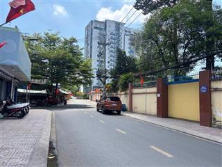 Nhà 3 tầng, mặt tiền kinh doanh đường số 8, phường linh xuân