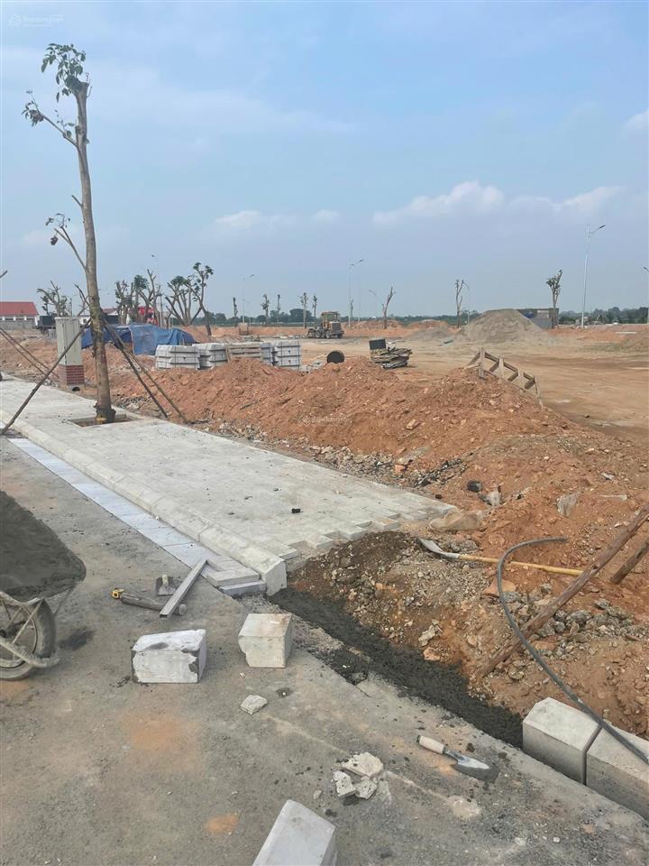 Bán biệt thự tại sgo la porta, hơn 80 triệu/m2, 114m2, pháp lý đầy đủ
