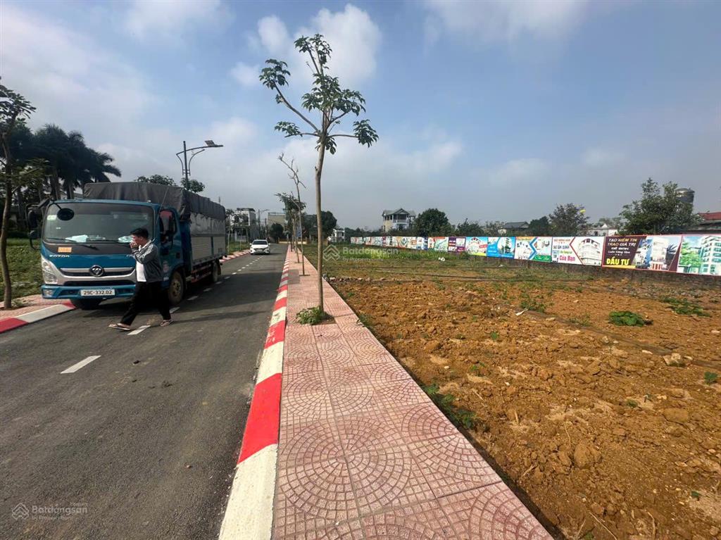 Chính chủ  bán gấp lô góc long phú  hòa lạc