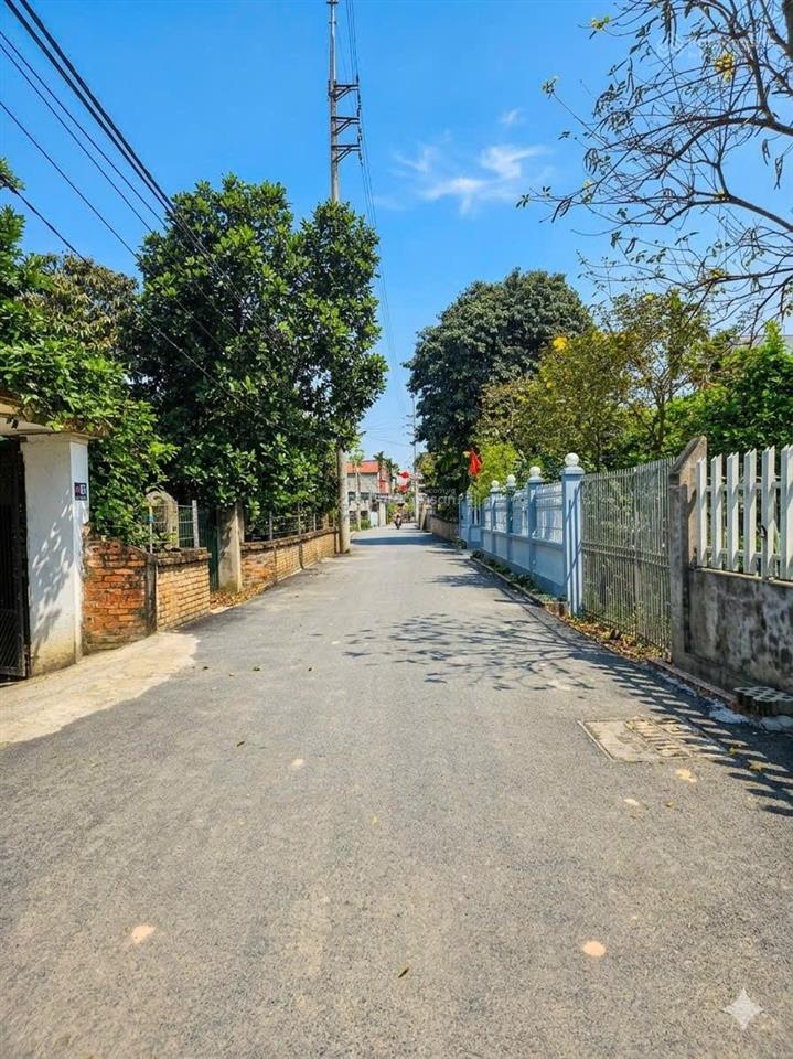 Chính chủ  bán gấp lô góc long phú  hòa lạc