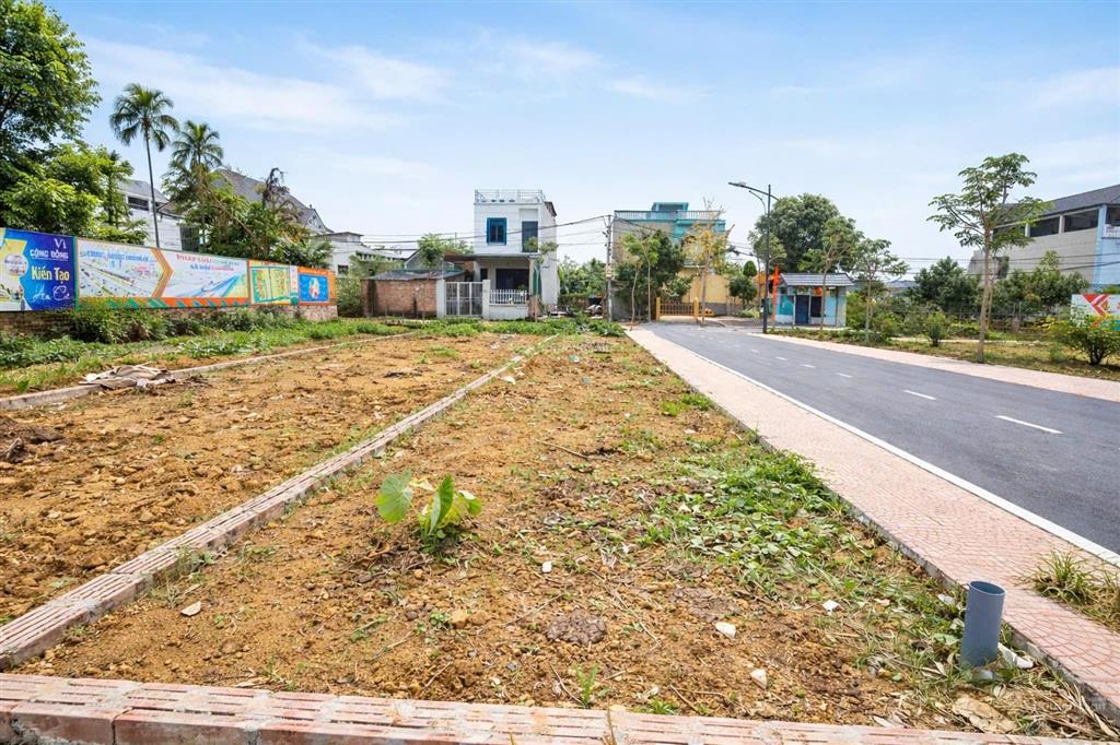 Hòa lạc cháy hàng 115m full thổ  tặng 2 chỉ vàng