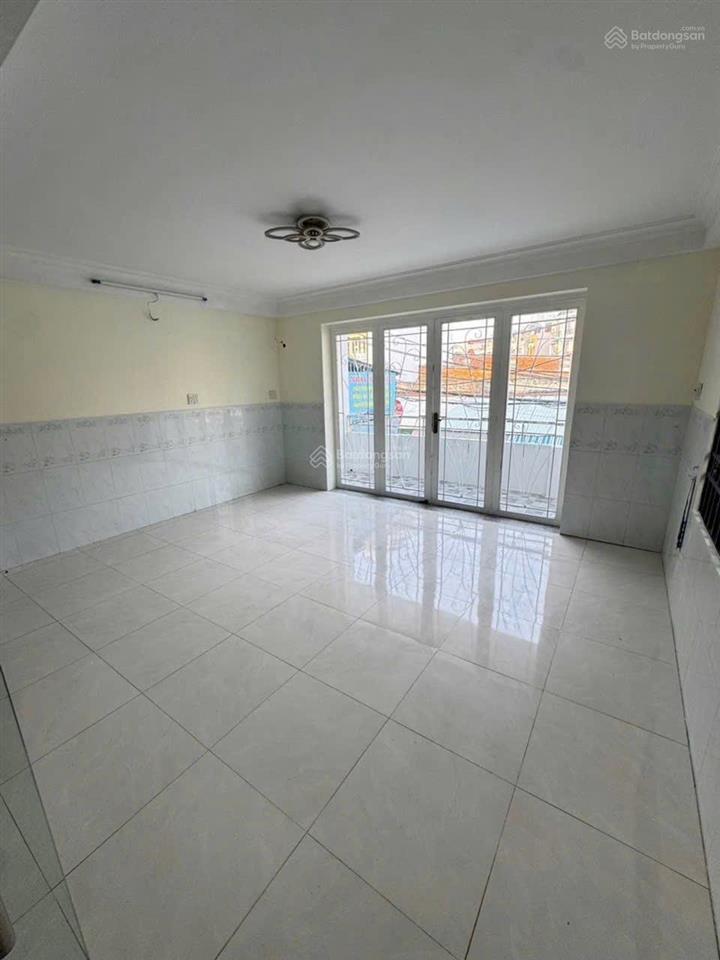 Ngay đường số 29 khu tên lửa bình tân ngang 6m