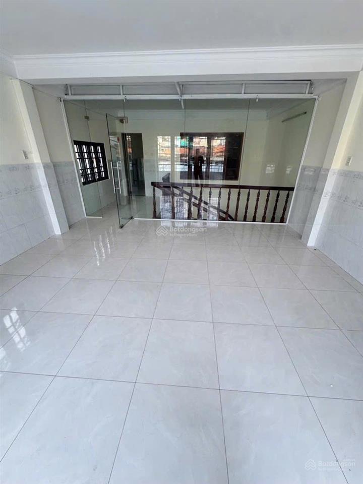 Ngay đường số 29 khu tên lửa bình tân ngang 6m