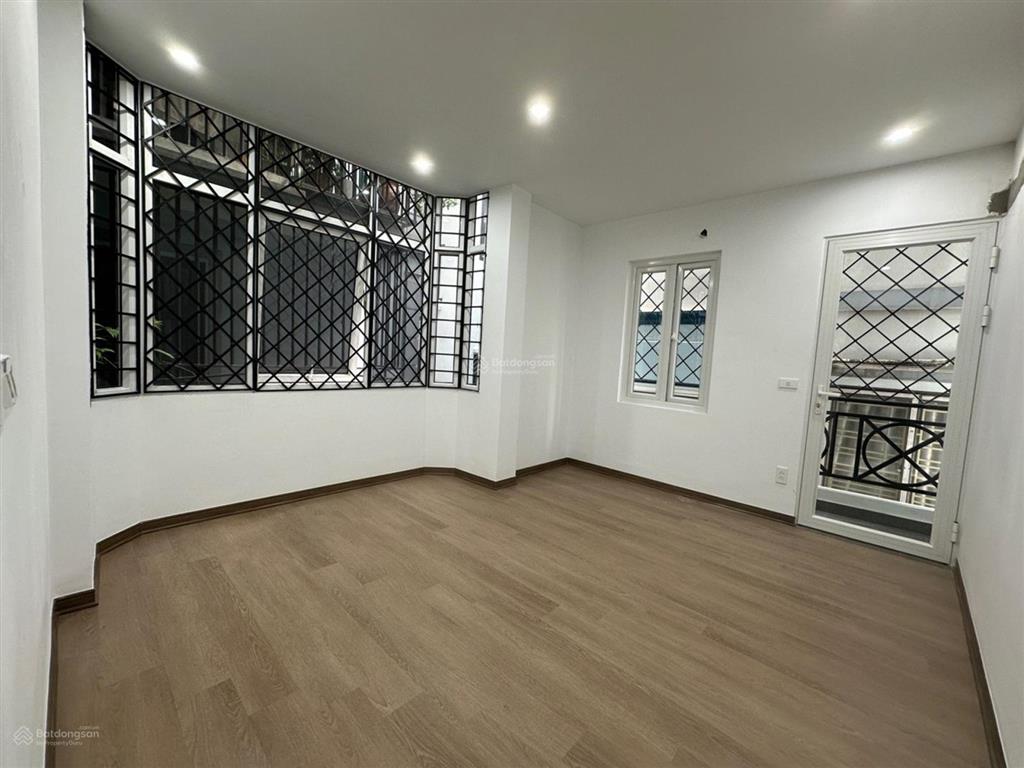 Giảm chào, 12 tỷ, bán nhà minh khai, vĩnh tuy, 50m2, 5.5 tầng, mt 6m, vừa ở vừa kinh doanh siêu thị