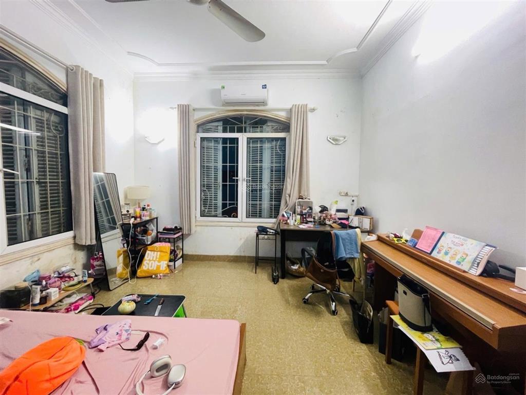 Bán nhà ngõ 523 minh khai, phường vĩnh tuy, 54m2, mặt tiền 6.7m, ô tô 5 chỗ vào nhà, giá 9.5 tỷ