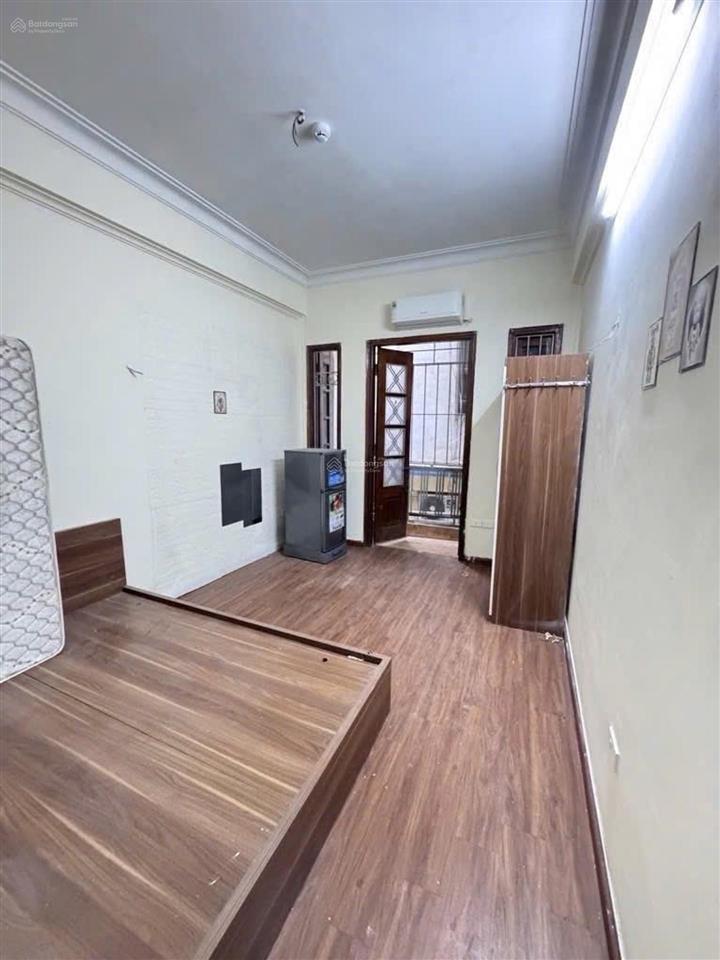 Chính chủ bán cắt lỗ 3tỷ ccmn ngõ 1 khâm thiên, 10p cho thuê, hiệu suất 40tr/th có sẵn full kh thuê