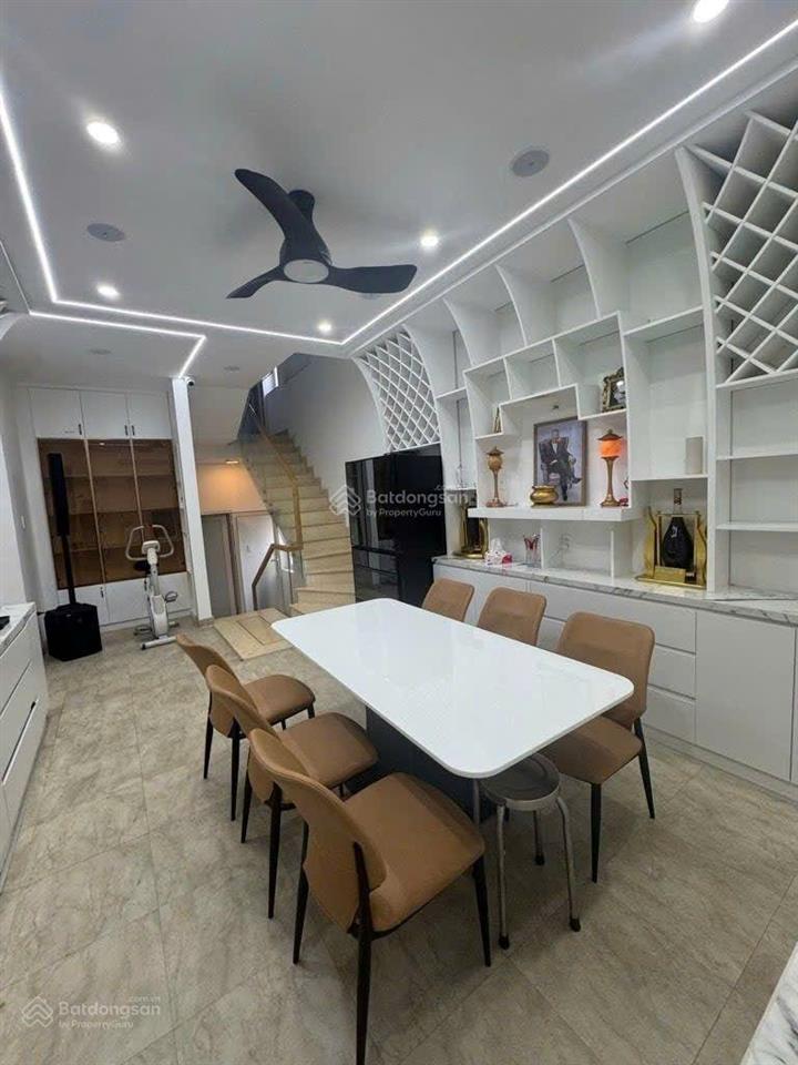 Mặt tiền 5 tầng khu tên lửa giáp quận 6 gần aeon bình tân