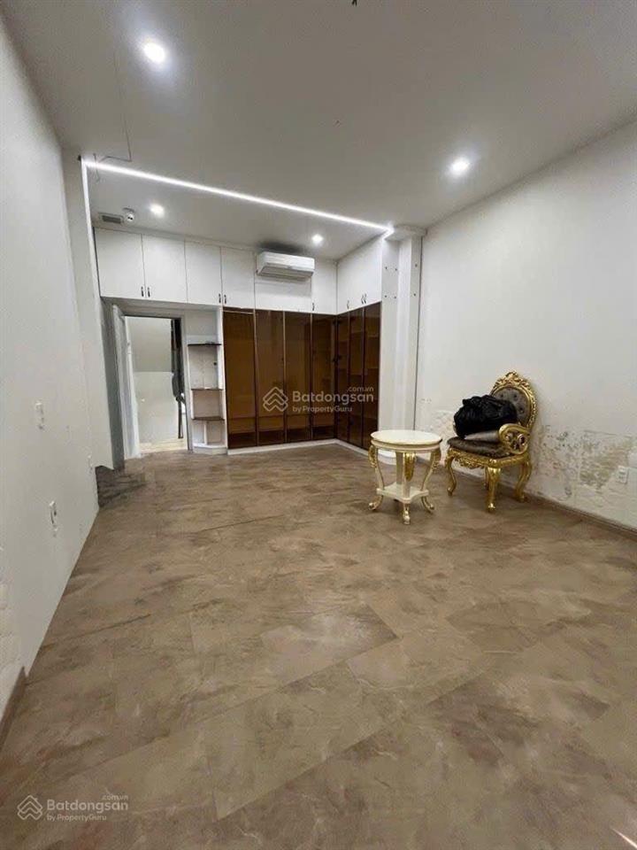 Mặt tiền 5 tầng khu tên lửa giáp quận 6 gần aeon bình tân