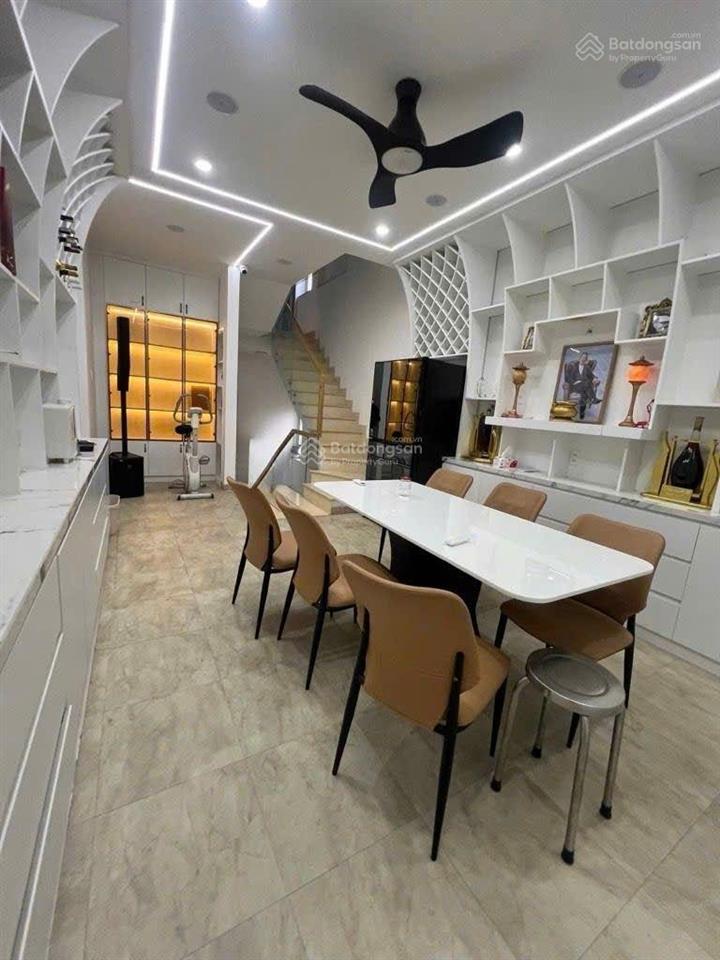 Mặt tiền 5 tầng khu tên lửa giáp quận 6 gần aeon bình tân