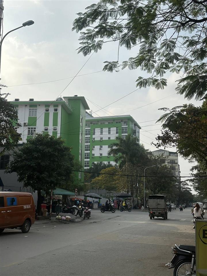 Bán đất phố phú diễn, nam từ liêm, đối diện đại học tnmt, đường 6 làn ô tô, dt 80m², giá 29.6 tỷ