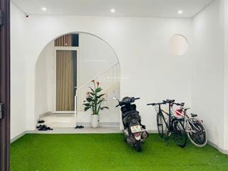 Giảm sốc 300 tr so với giá thị trường  trung tâm khuê trung dòng tiền 18tr/tháng