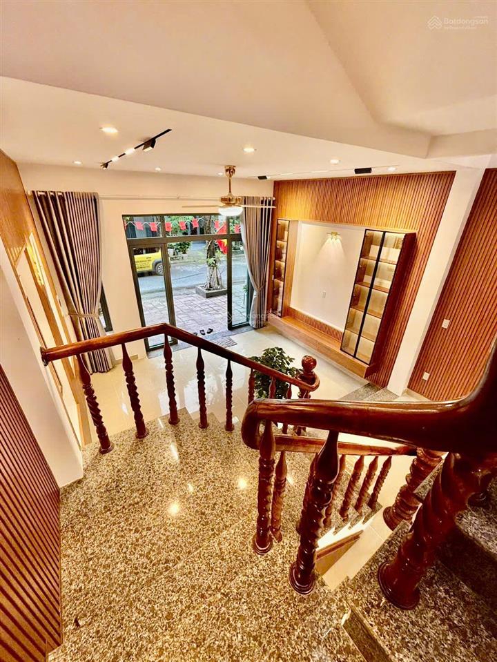 Bán nhà gần bến xe đà nẵng, mặt tiền hoà nhơn 1 cẩm lệ, giá tốt