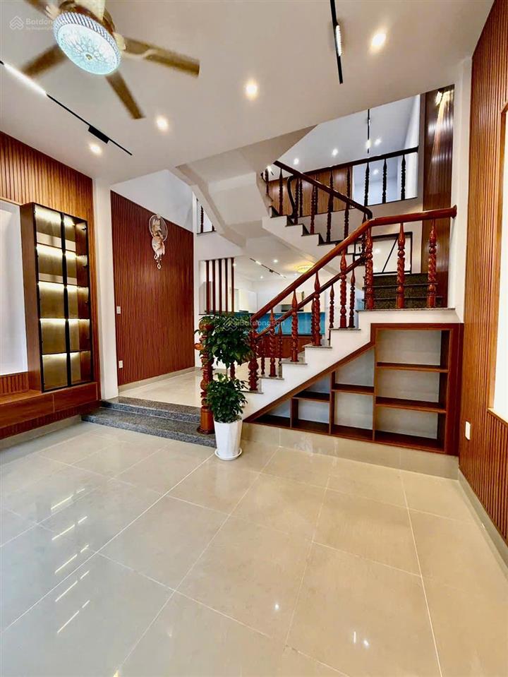 Bán nhà gần bến xe đà nẵng, mặt tiền hoà nhơn 1 cẩm lệ, giá tốt