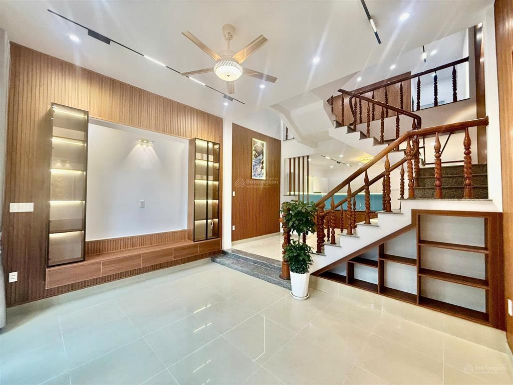 Bán nhà gần bến xe đà nẵng, mặt tiền hoà nhơn 1 cẩm lệ, giá tốt