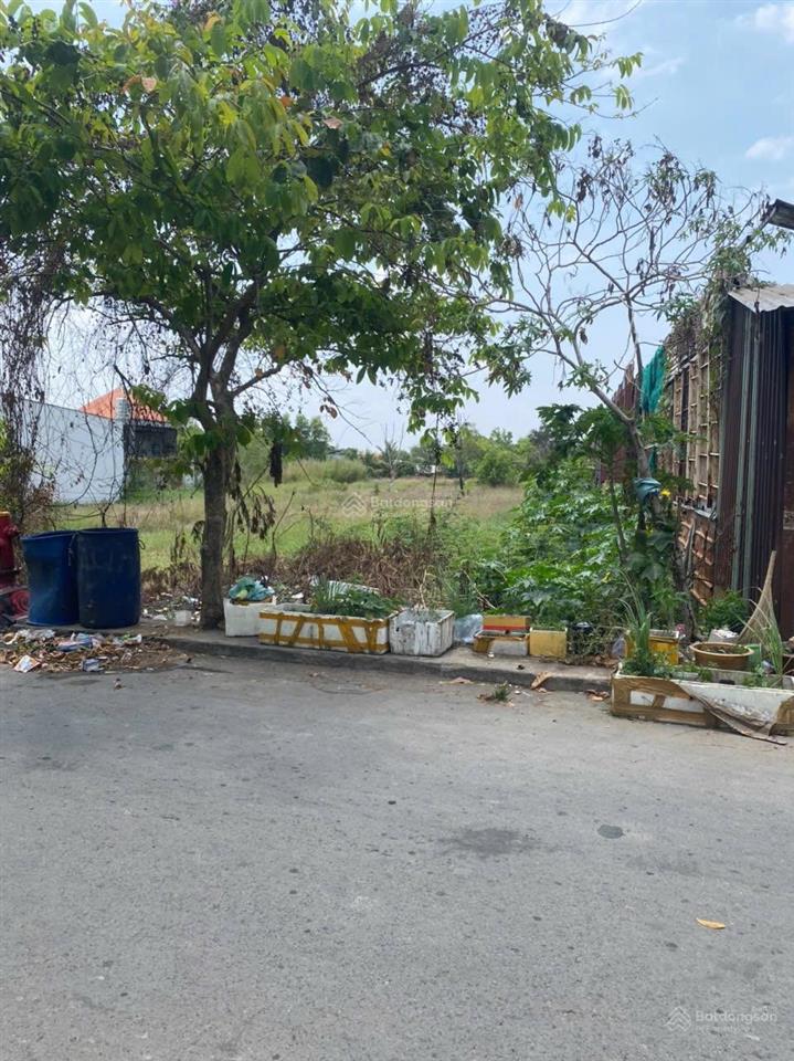 Bán đất xã an phú tây 4500m2 giá bán 6tr/m2