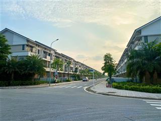 Bán gấp shophouse centa riverside 120m giá chỉ hơn 7,9 sẵn sổ