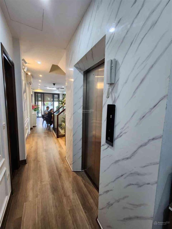 Bán nr 4pn, 4wc, 105m2 tại 29, chu huy mẫn, 12 tỷ vnd, đẹp, phong thủy đỉnh
