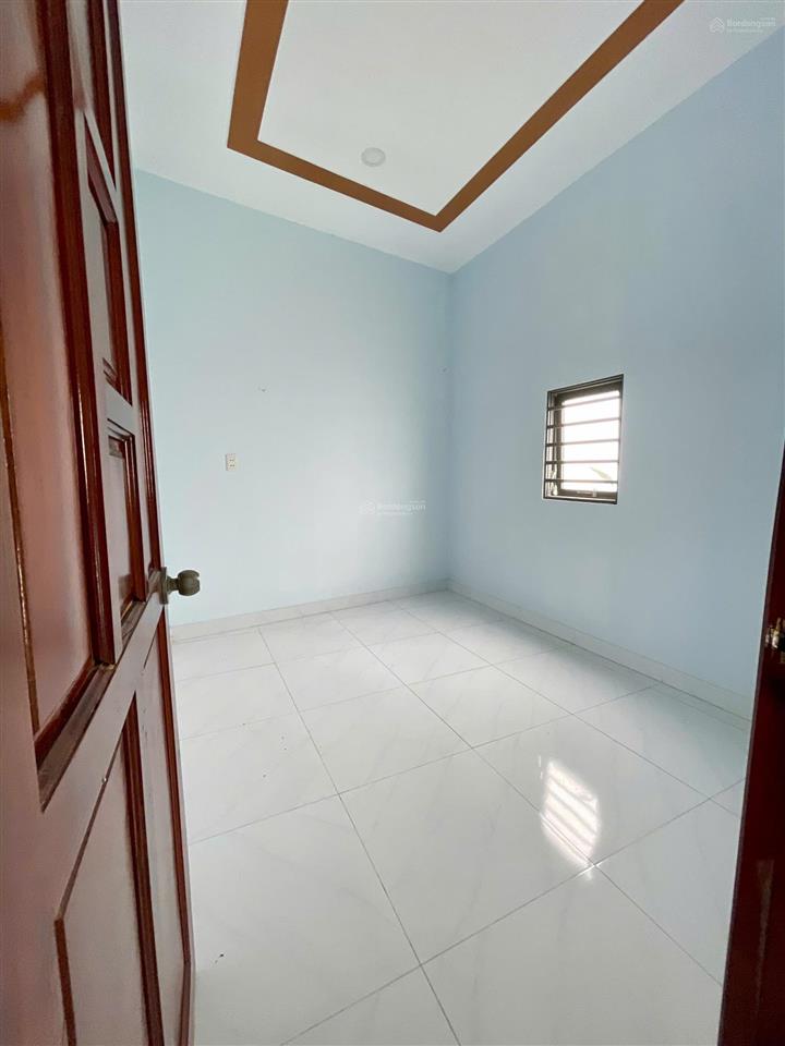 Chính chủ gửi em thía nhà shr 850 triệu  1 trệt 1 lầu 2pn 2wc