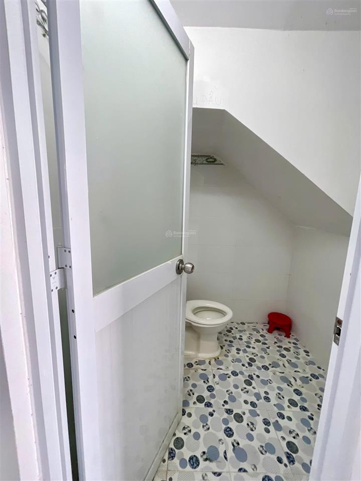 Chính chủ gửi em thía nhà shr 850 triệu  1 trệt 1 lầu 2pn 2wc