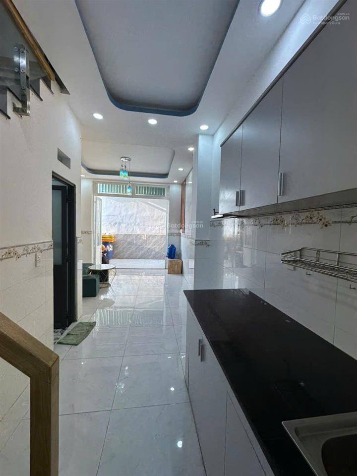 Chính chủ gửi em thía nhà shr 755 triệu  1 trệt 1 lầu 2pn 2wc