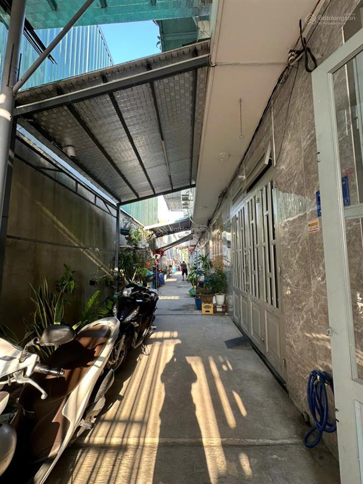 Chính chủ gửi em thía nhà shr 755 triệu  1 trệt 1 lầu 2pn 2wc