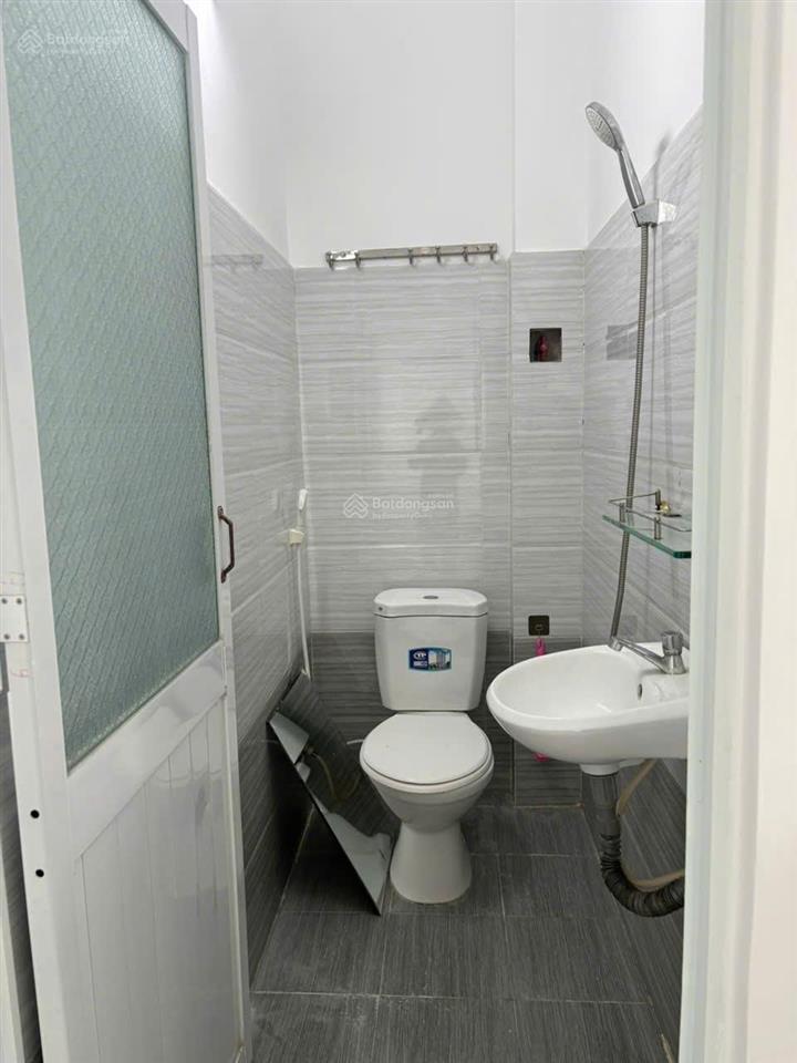 Chính chủ gửi em thía nhà shr 765 triệu  1 trệt 1 lầu 2pn 2wc